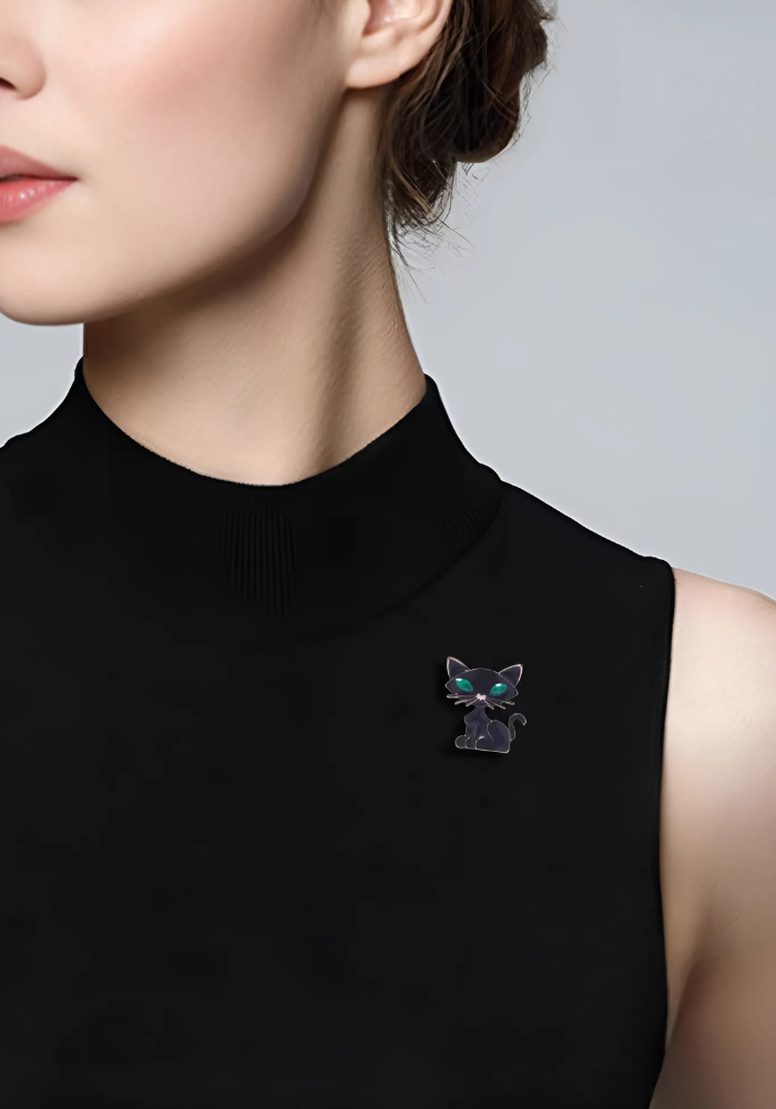 Whimsical Kitten Cameo
